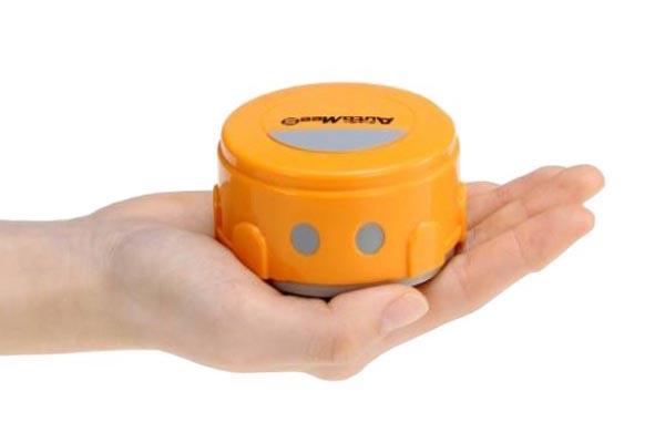Takara Tomy Robot Cleaner Auto Mee S for Tablets and Smartphones
