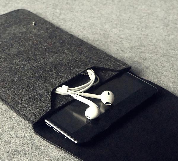 The Handmade Black Leather iPad Mini Case