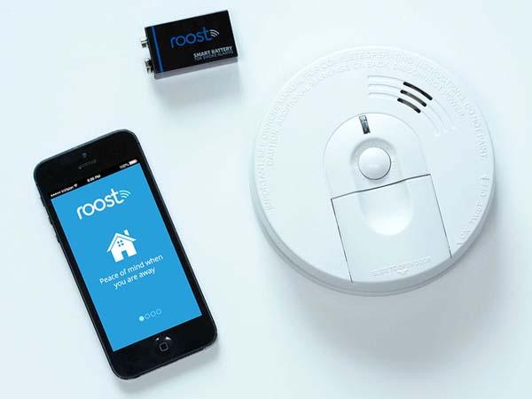Roost Smart Battery Turns Your Smoke Alarm into Smart Device