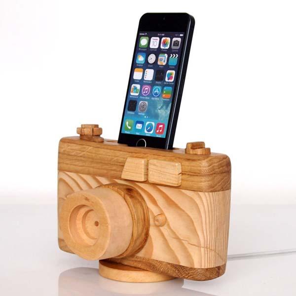 The Handmade Wooden Camer-Shaped Charging Station for iPhone