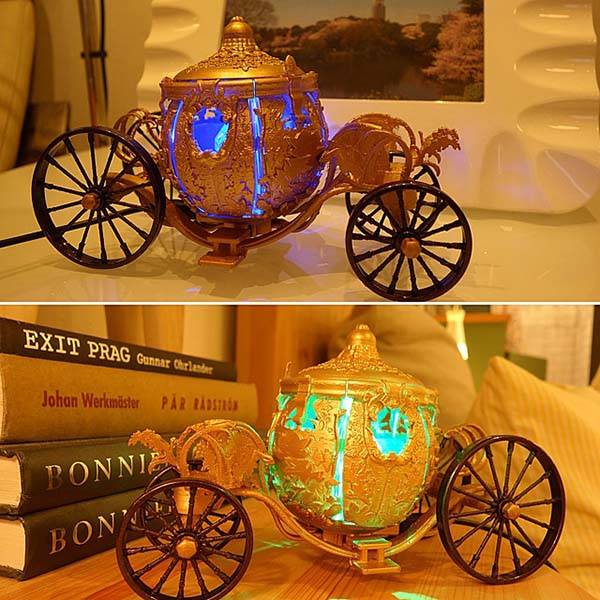 infoThink Cinderella Carriage USB LED Lamp