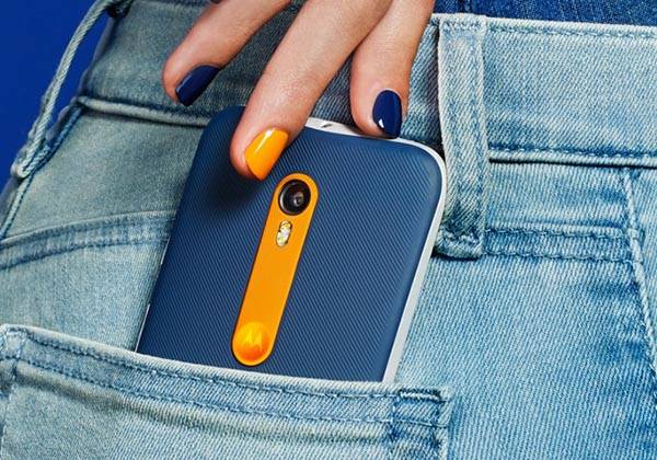 Motorola New Moto G Smartphone With IPX7 rated Housing 13MP Camera And Motorola New Moto G Smartphone With IPX7 rated Housing 13MP Camera And