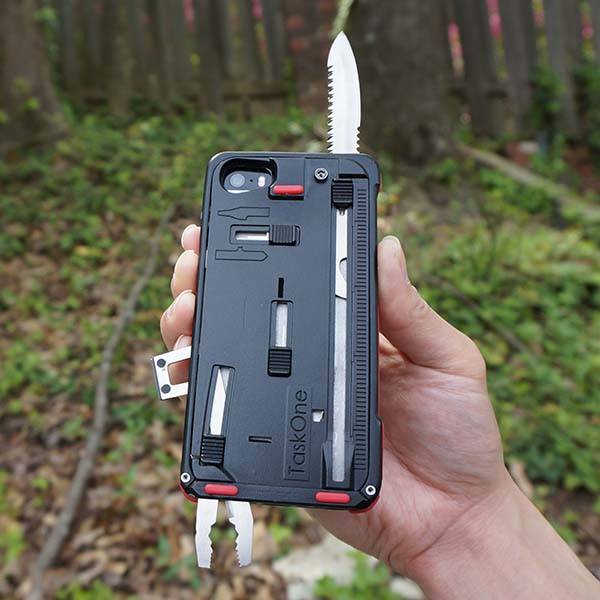 TaskOne G3 iPhone 6 Case with Built-in Multi-Tool