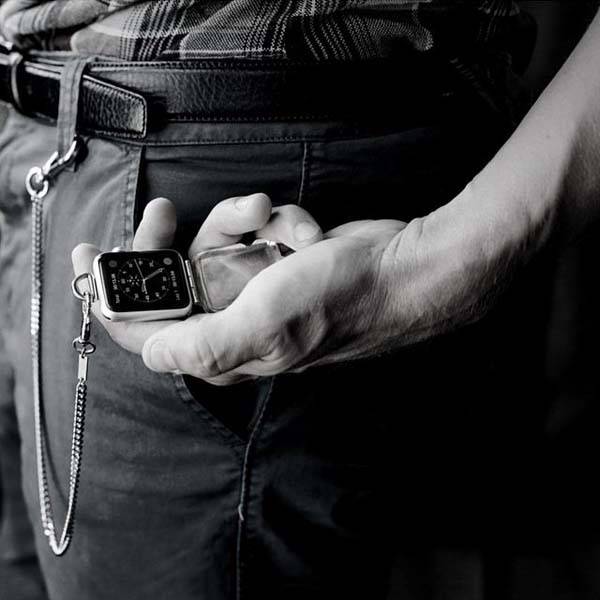 Bacardo Hammered Cover Transforms Your Apple Watch into a Pocket Watch