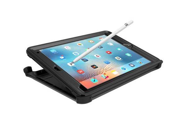 OtterBox Defender Series 9.7-Inch iPad Pro Case