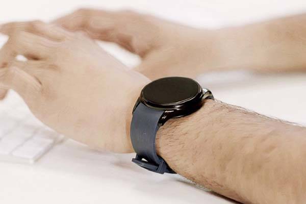 Cronovo Smartwatch with Heart Rate and Fitness Tracker