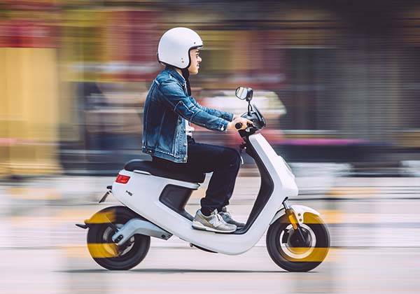 Niu M1 App-Enabled Electric Scooter