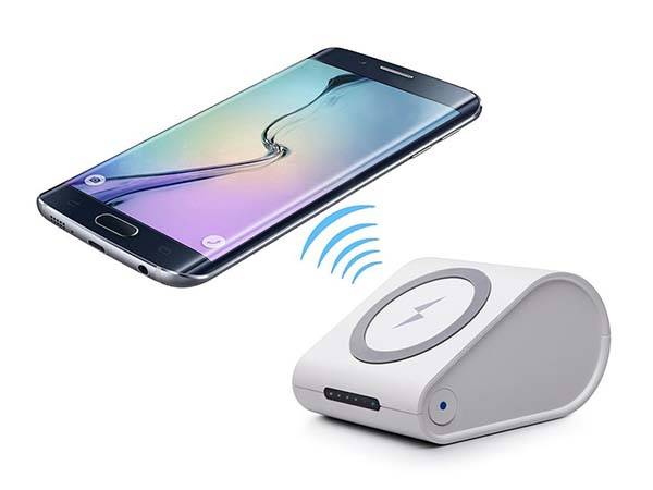 The Qi-enabled Wireless Charger with Power Bank