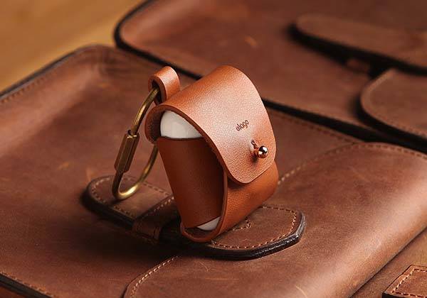 Elago AirPods Leather Case With A Brass Ring Holder Gadgetsin Elago AirPods Leather Case With A Brass Ring Holder Gadgetsin